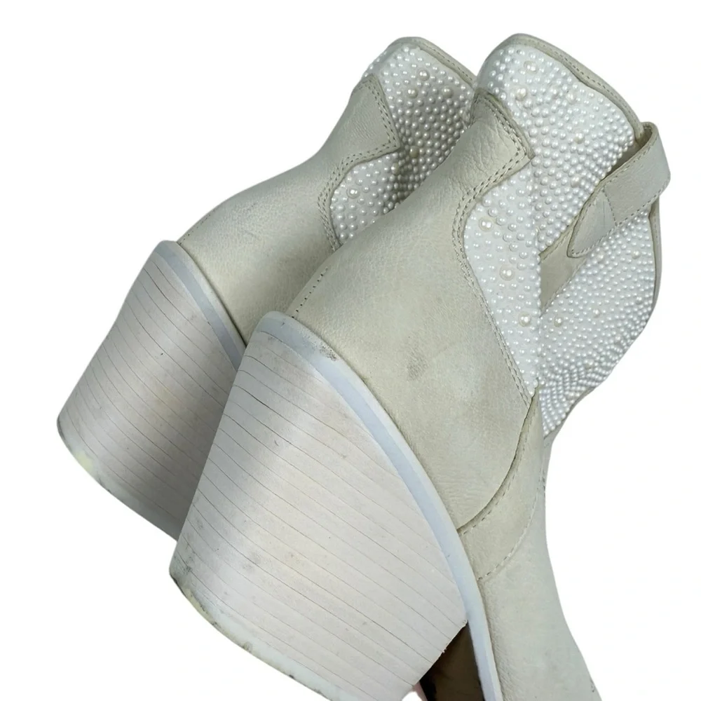Anthropologie White Ankle Boots - Picture 5 of 9